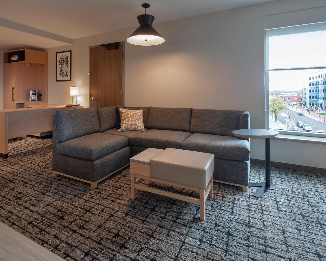 Hyatt Place Moncton-Downtown Exterior photo