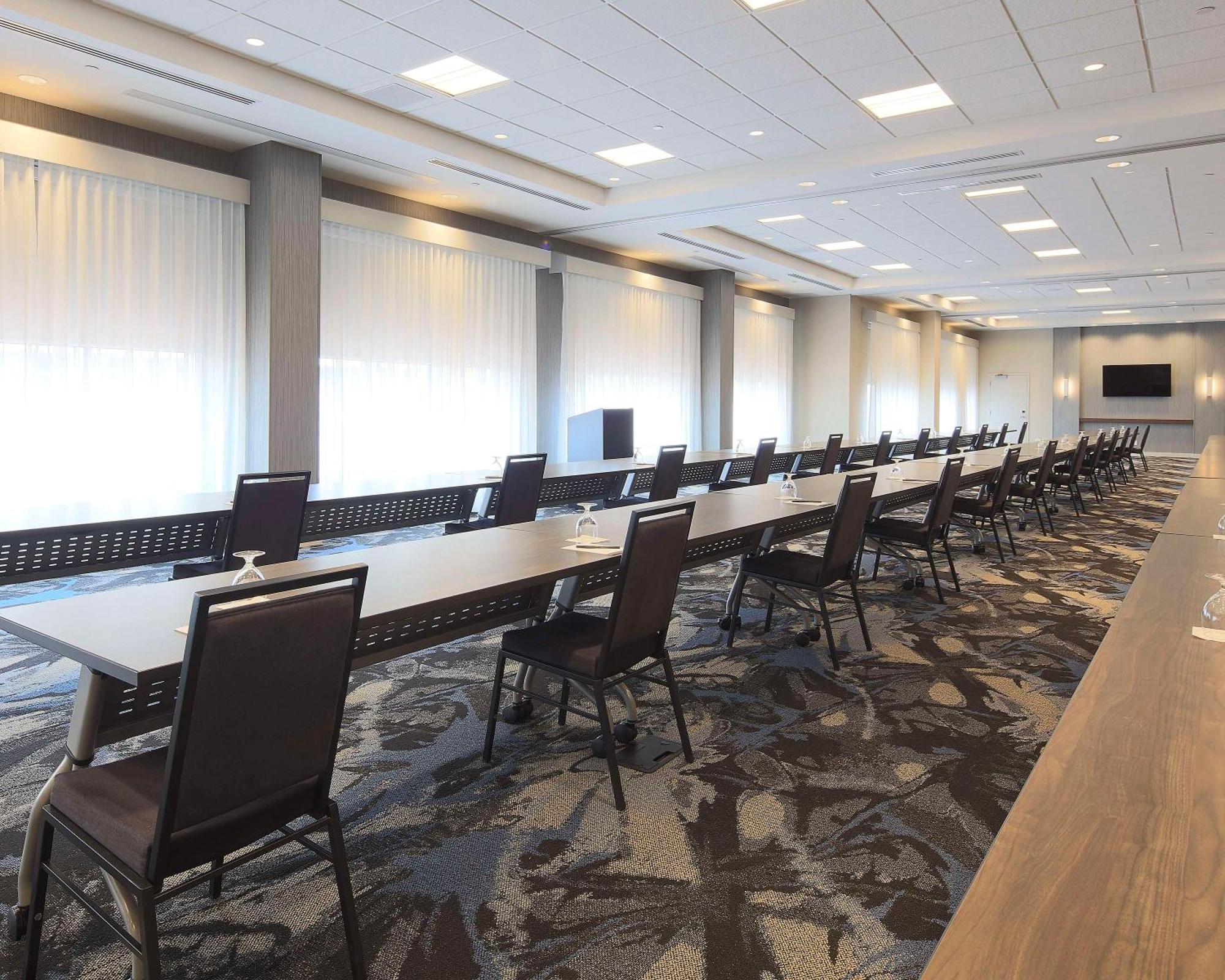 Hyatt Place Moncton-Downtown Exterior photo