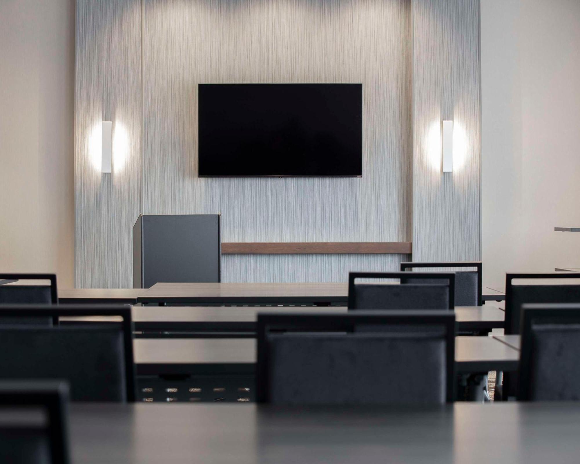 Hyatt Place Moncton-Downtown Exterior photo